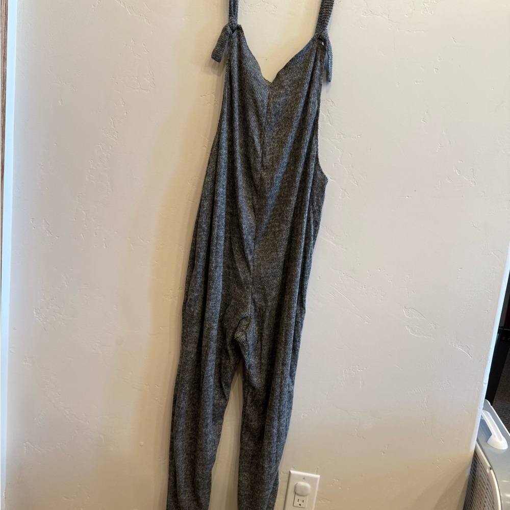 SHEIN Charcoal Knit Garment